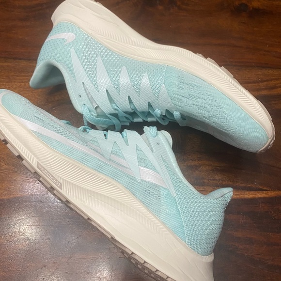 Nike Women's Zoom Rival Fly Running Shoe - Picture 6 of 11